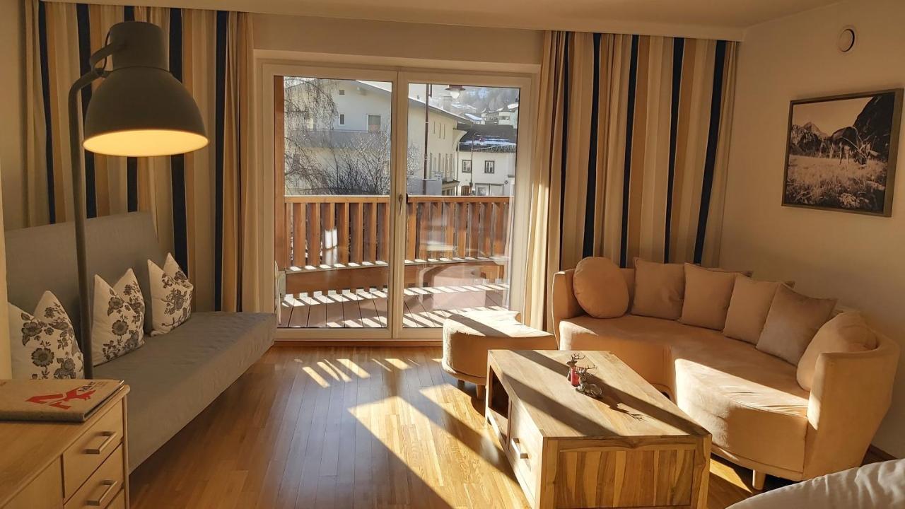 Adler Hotel-Pension 플메스 외부 사진