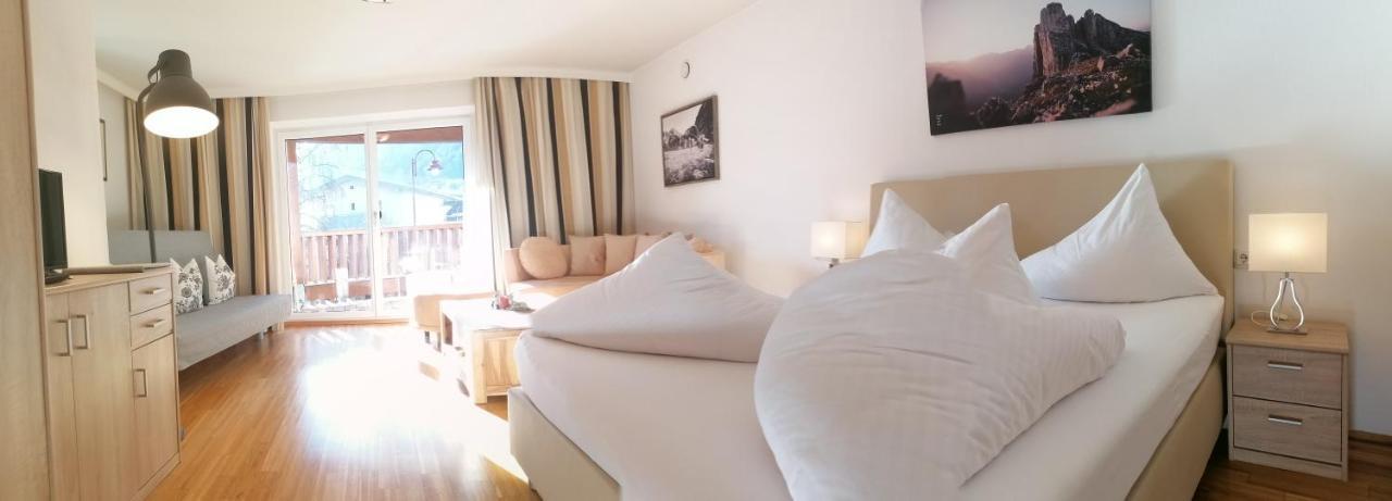 Adler Hotel-Pension 플메스 외부 사진