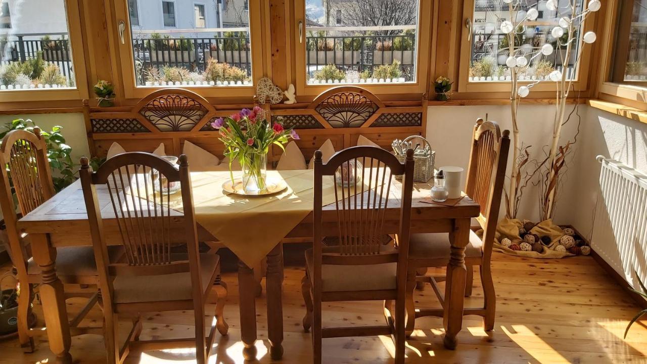 Adler Hotel-Pension 플메스 외부 사진