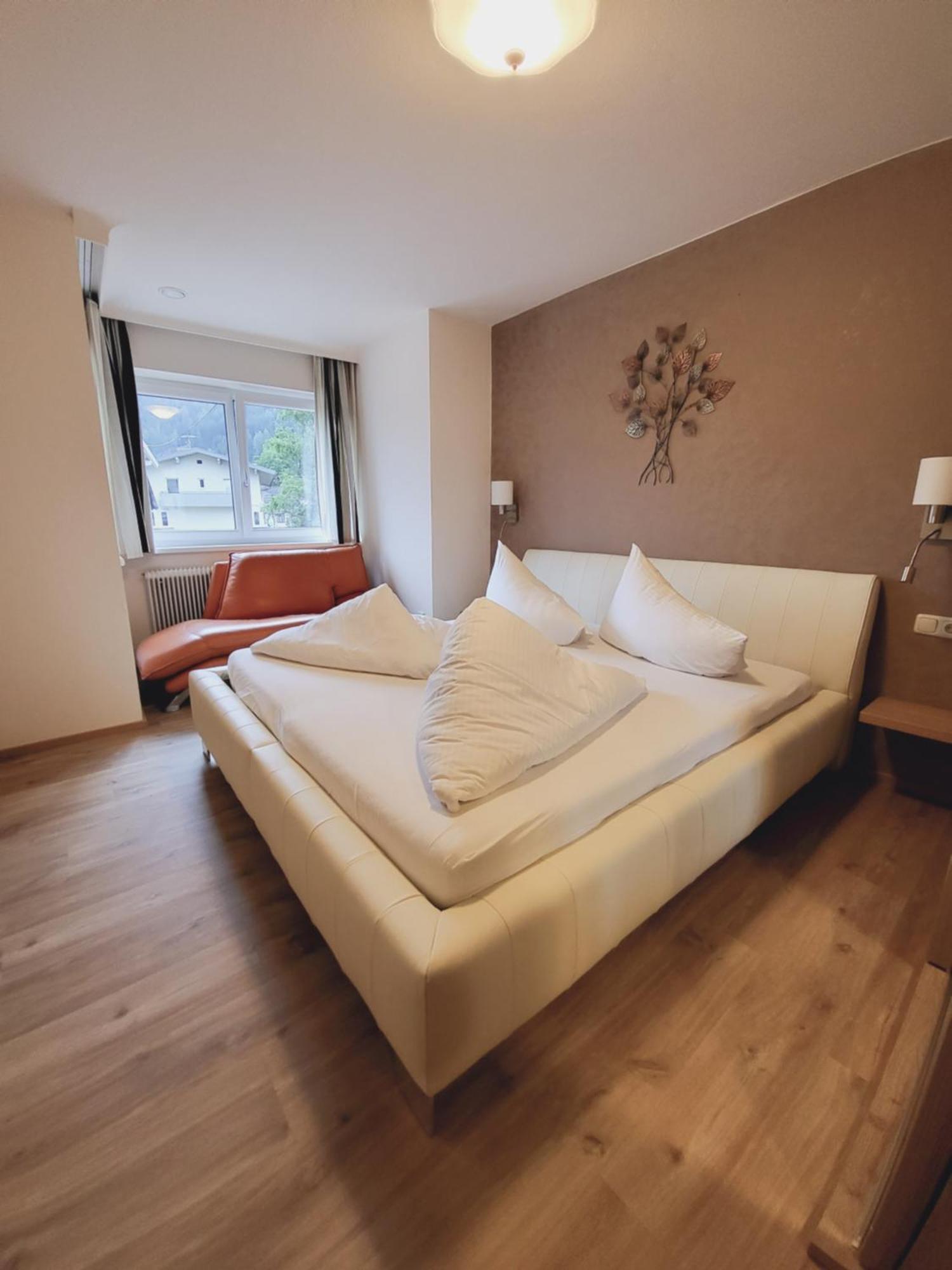 Adler Hotel-Pension 플메스 외부 사진